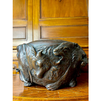 Бронзовое кашпо эпохи Мэйдзи, XIX век